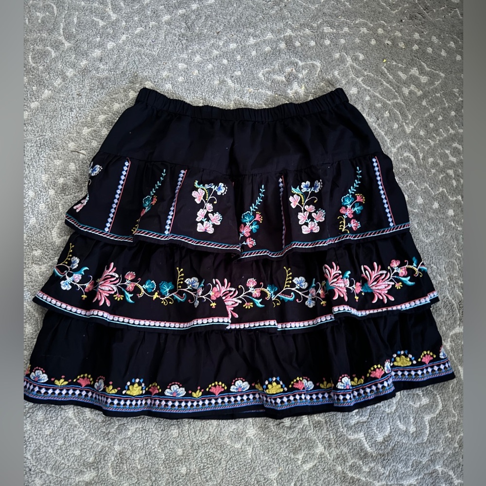 Tiered Mini Sun Skirt With Embroidery - Picture 2 of 4